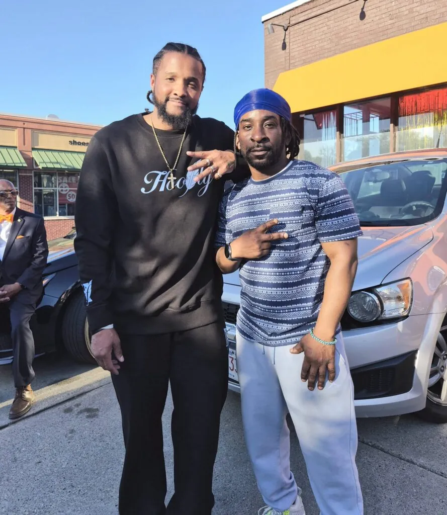 DROCasso performing alongside Mathematics and Exit Fame